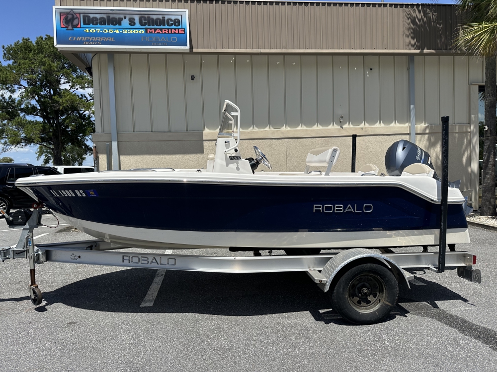 2018 ROBALO R160