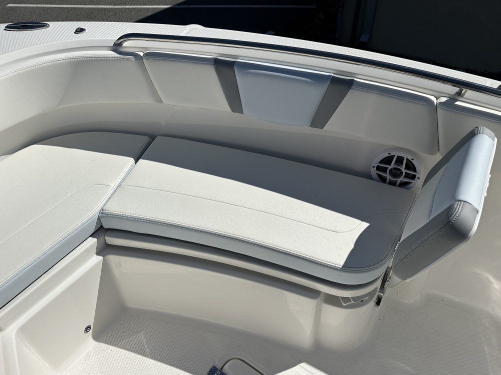 2026 ROBALO R230 | Dealer's Choice Marine